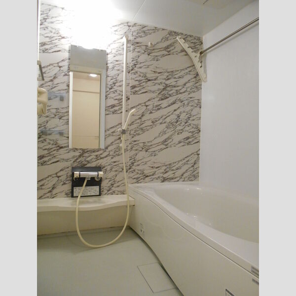 イスト西府 お風呂