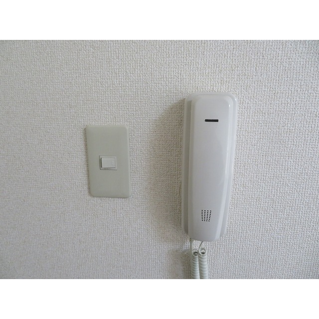 サニーハイム0108号室 インターフォン