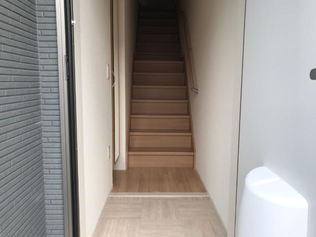 シャンピアス201号室 玄関