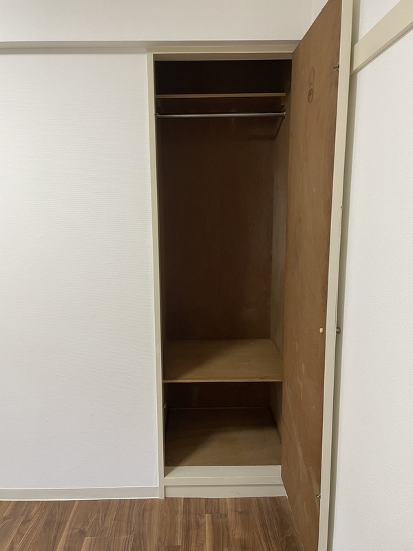 ハイタウン横浜東2階 収納