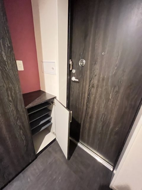 パティオス2番街3階 玄関