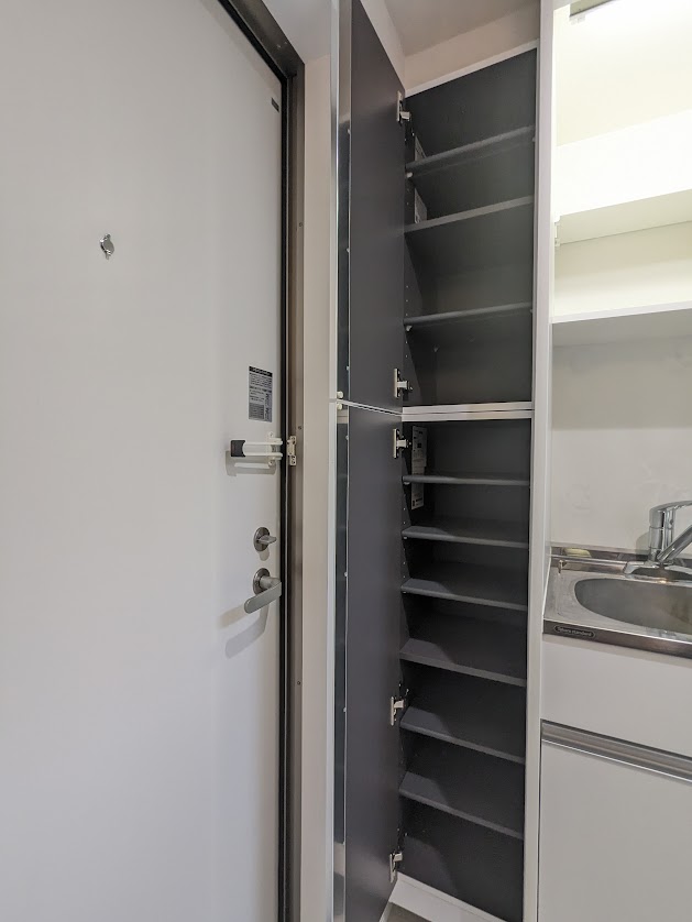 ルベルソー駒沢0105号室 収納