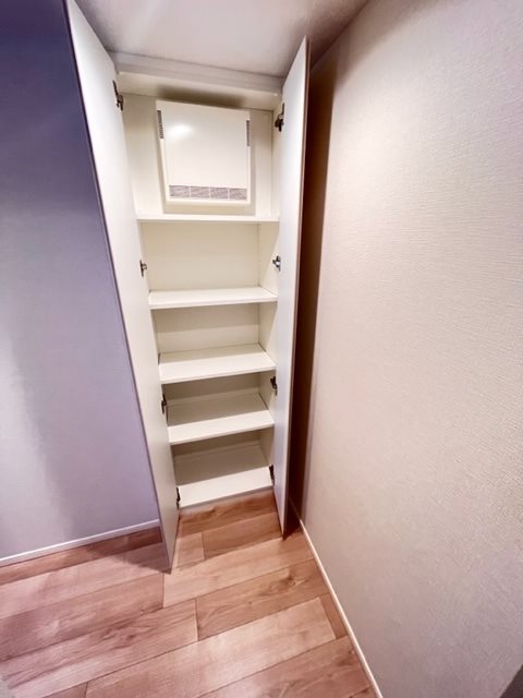 クレヴィアリグゼ日暮里5階 収納