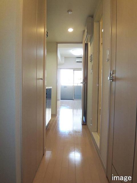 グランド・ガーラ横濱山下町6階 玄関