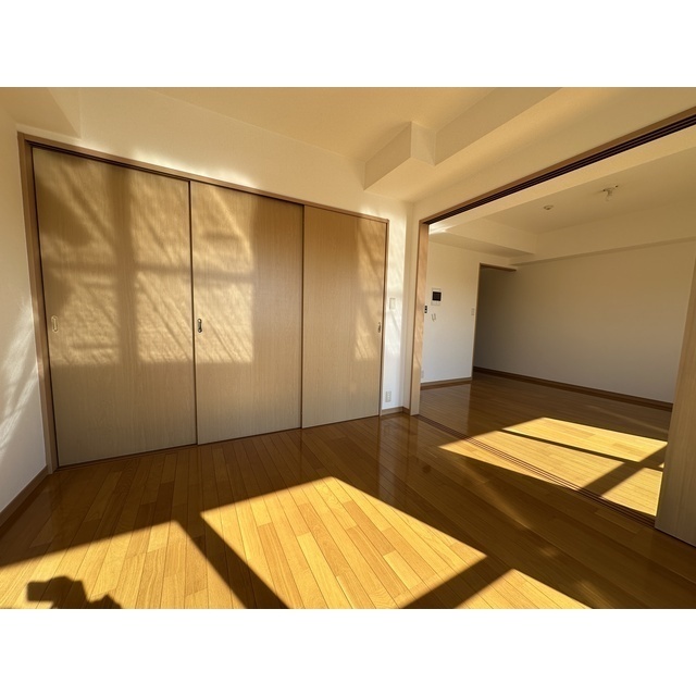 ベェルヴェル稲城0507号室 内観