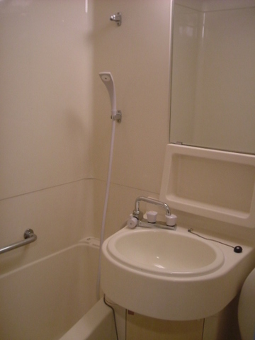 ニューステイトメナー コンパクトで使いやすいお風呂です