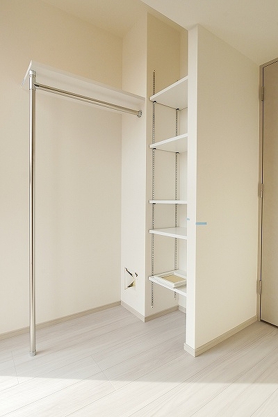 ハーモニーレジデンス横浜大通り公園4階 内観