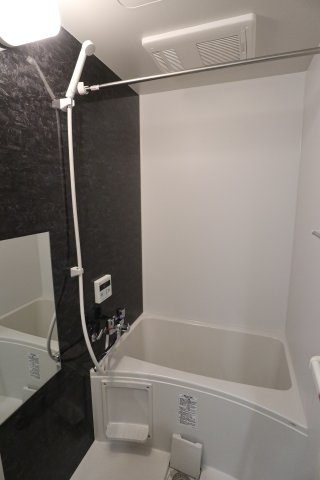 ベイルーム釜利谷204号室 お風呂