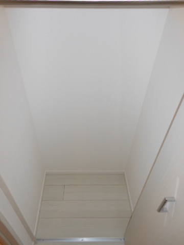 ガーラ・アヴェニュー練馬8階 ちょっとした収納スペースも充実しています