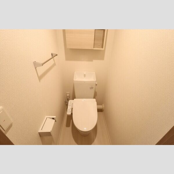 T's court(ティーズコート) 温水洗浄暖房便座