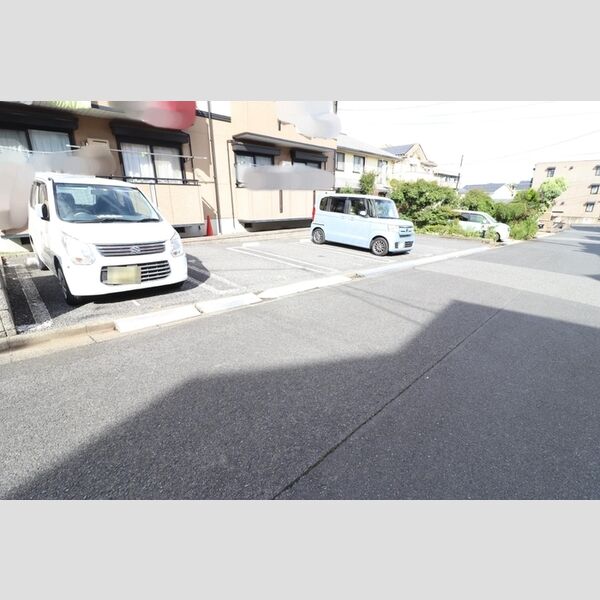 パークメゾン　B 駐車場