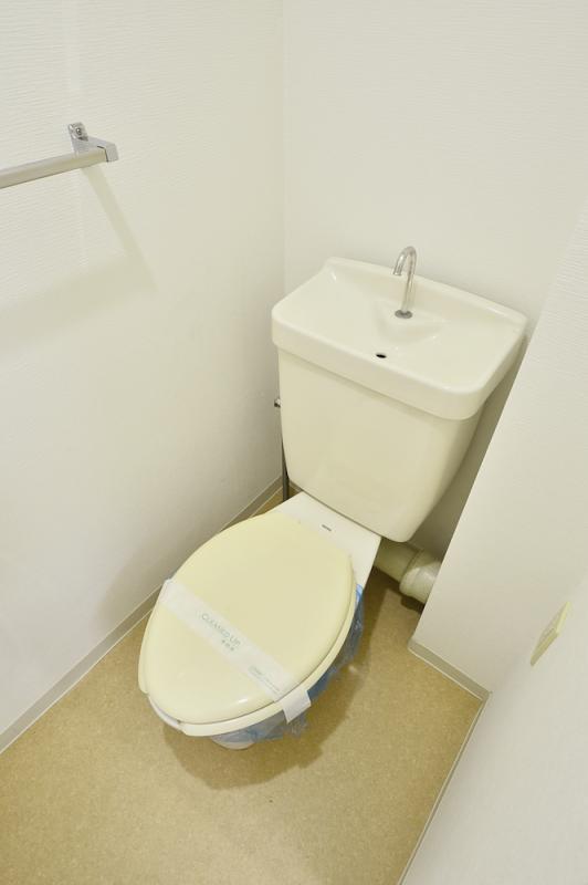 ウィンダム宮前3階 トイレ