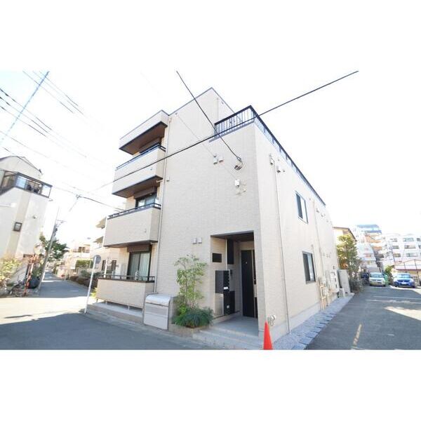 パラスト　ドルフの外観画像