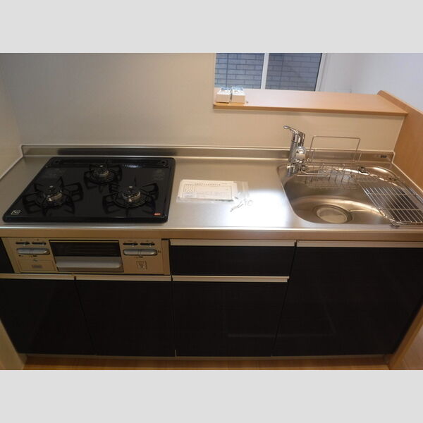 ラテル101号室 システムキッチン