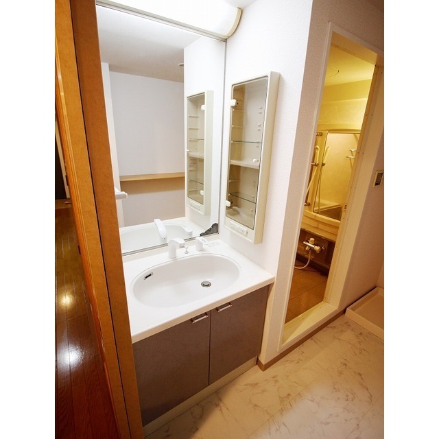 アインズコート稲毛小中台プライムコート 内観