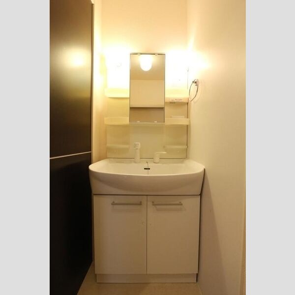 マリン　クオーツ 洗髪洗面化粧台