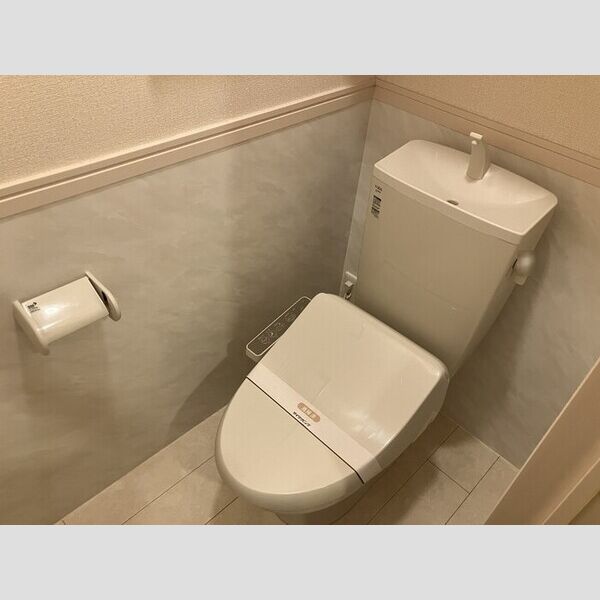 プランタン102号室 温水洗浄暖房便座