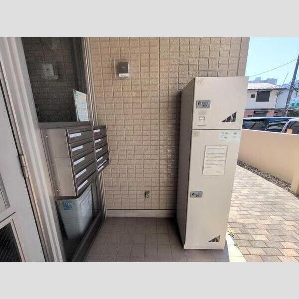 コルナス蒲田 宅配ボックス