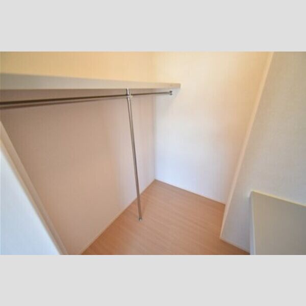 ガーデンヒルズ　EAST ウォークインクローゼット