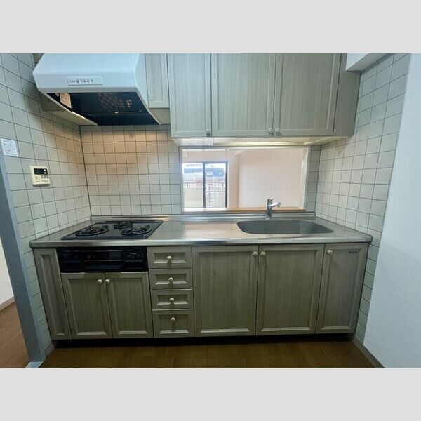 フジ・ヴェール毘沙門堂401号室 同建物別部屋の参考画像