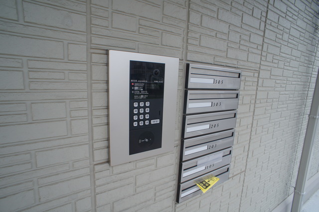 アメニティー・なかにしⅢ0203号室 集合ポストもあります☆