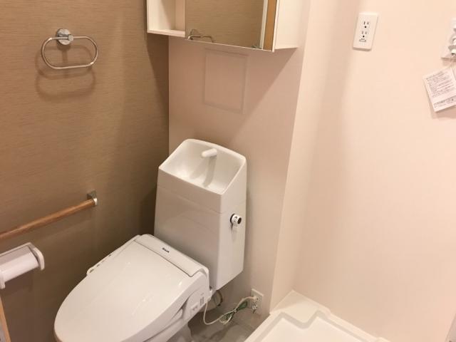 ルアナ シャワー付トイレ