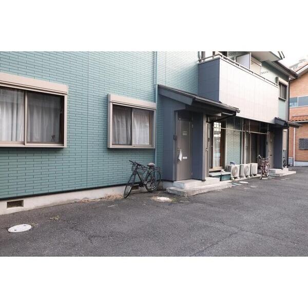 マーレ湘南101号室 エントランス