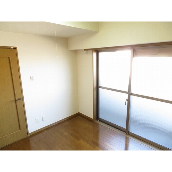 グランドフェニックス1201号室 リビング