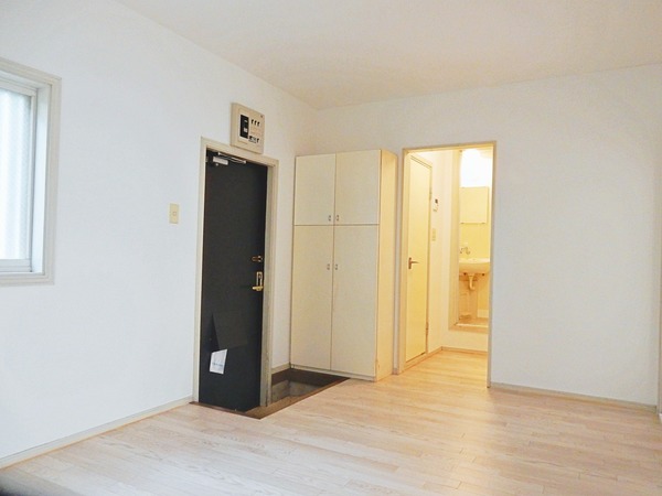 東千葉第9レジデンス103号室 玄関