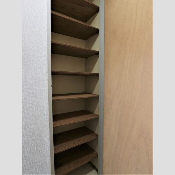 クリスタルハイツ相模台301号室 シューズボックス