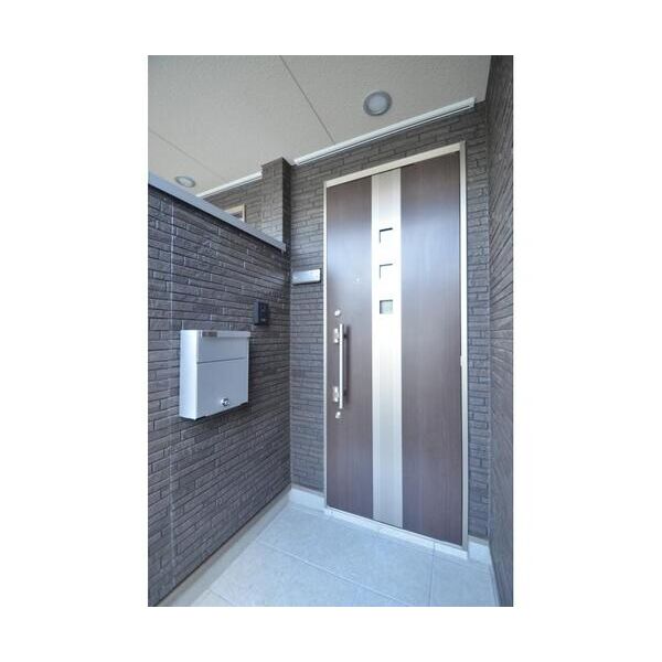 フォレストコートA棟・B棟A202号室 エントランス