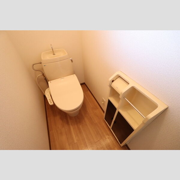 NJ・Court202号室 温水洗浄暖房便座