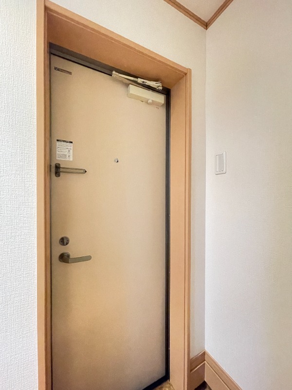 レット・イット・ビー 玄関