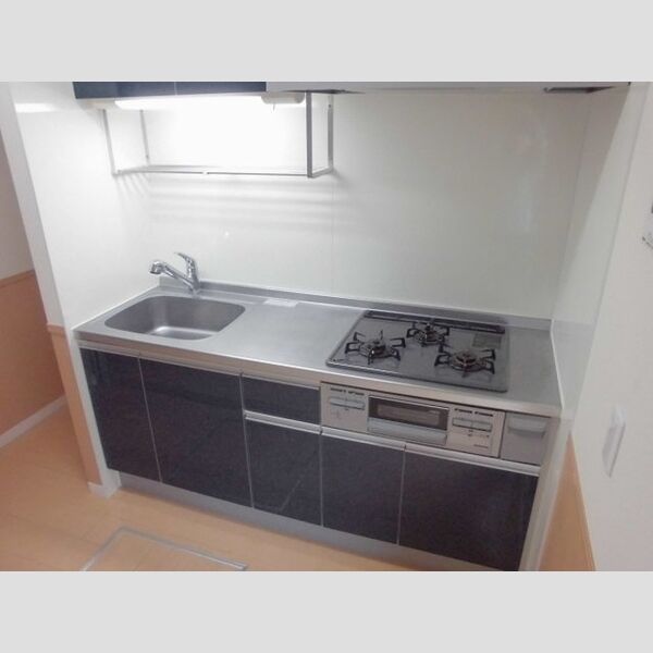 ソレーユ102号室 キッチン