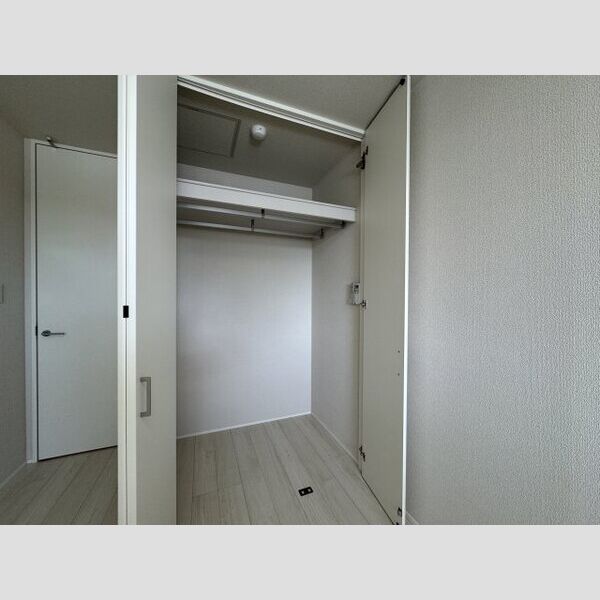 グリナージュ　リリア403号室 洋室クローゼット♪