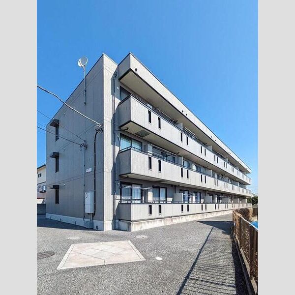 アネシス102号室 建物外観