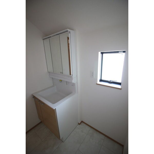 Sumai-to東久留米市滝山01 洗面