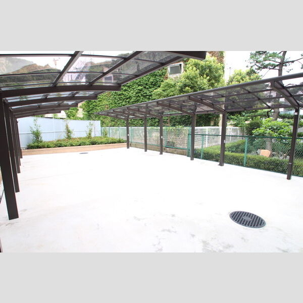 クレール扇306号室 駐輪場には屋根が付いています!