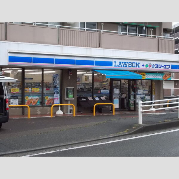 ラマージュⅡ106号室 コンビニエンスストア