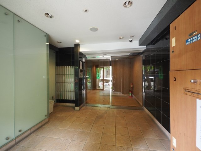 リクレイシア西麻布Ⅱ番館 エントランス