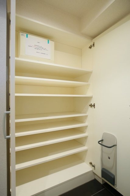 DOLCE秋葉原NORTH五番館6階 シューズボックス