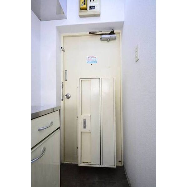 メゾン・ド・エポール 玄関