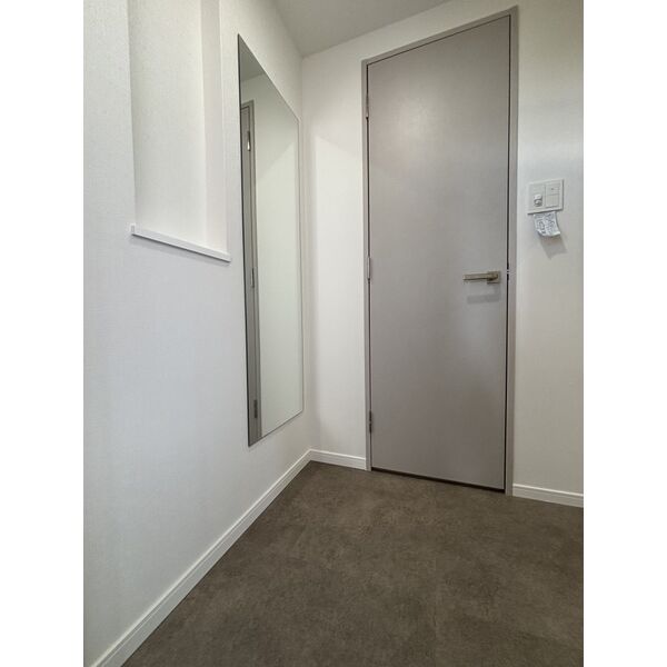 スプランディッド大島704号室 玄関