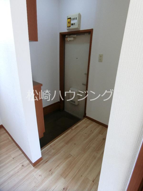 ベレ松が丘 玄関