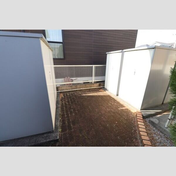 リビングタウン本庄　B101号室 外物置