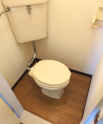 領家レジデンス302号室 クリーニング前の写真です