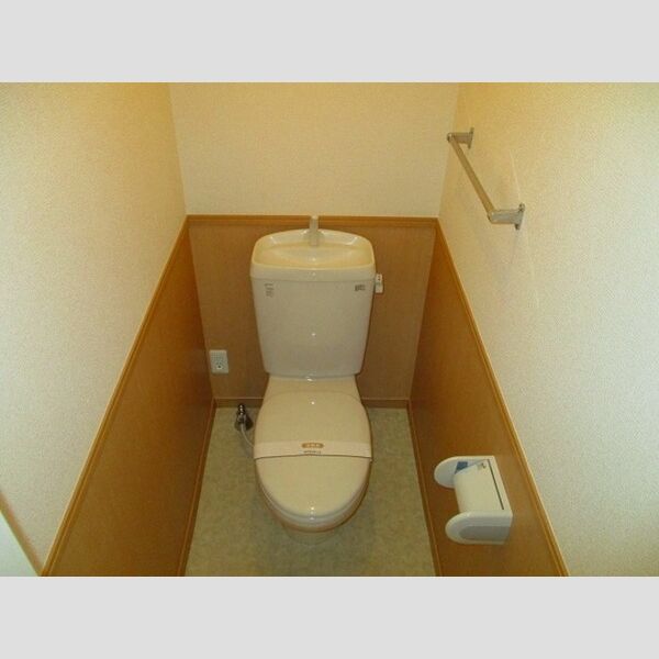 サンヴィラージュ　E トイレ