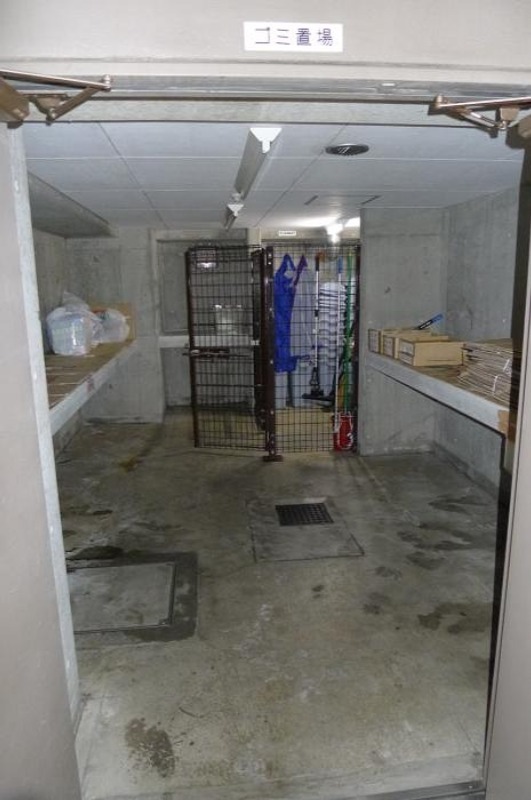 ステージファースト目白第23階 ゴミ置場