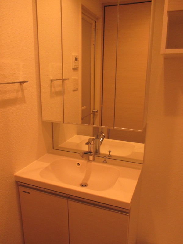 クレイシア目黒碑文谷3階 洗面