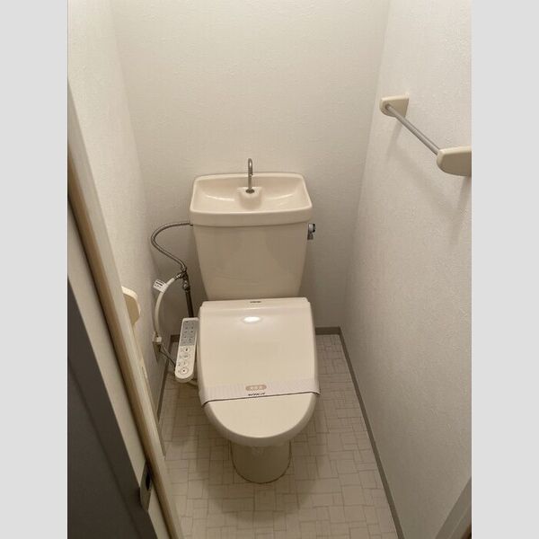 セジュール町田110号室 トイレ